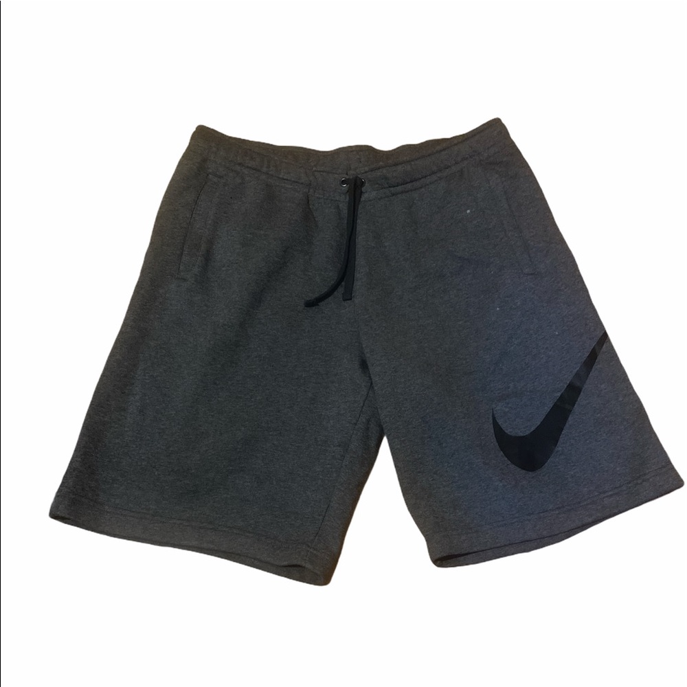 Dark gray Nike shorts SZ large